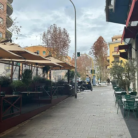 San Giovanni Apartment *